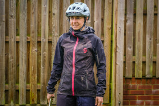 Scott Trail MTN 40 Womens Cycling Wind Jacket Coral Red 2019