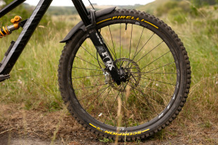 absoluteBlack Launches New Silicone Grips - Mountain Bike Action