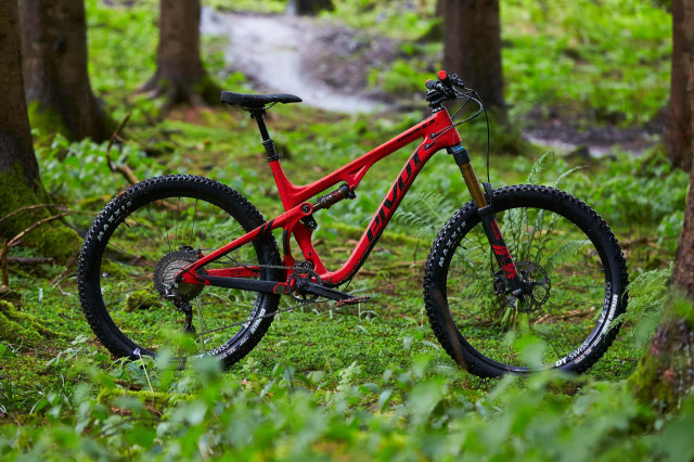 The Pivot Mach 5.5 has UK trail bike written all over it off road.cc