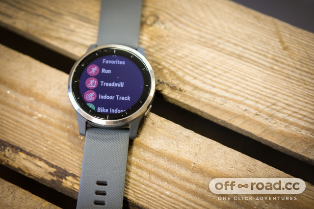 Garmin vivoactive 4S im Test: 2,0 gut