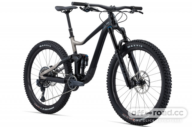 giant dual shock mountain bike