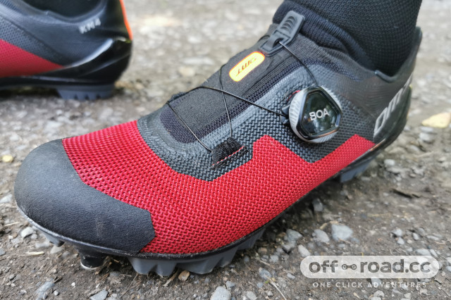 2021 DMT KM4 shoes review | off-road.cc