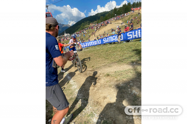 2022 Uci mtb world champs - behind the scenes mechanics-22.png