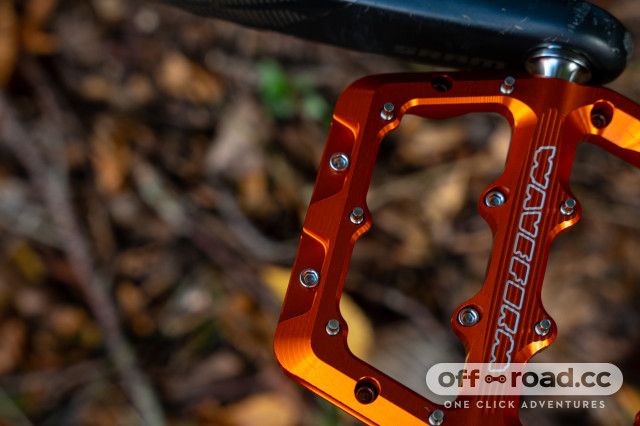 Wolf Tooth introduces the Waveform - alloy flat pedals