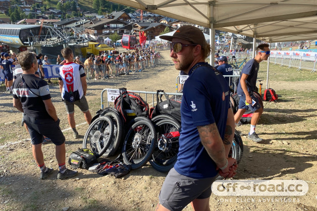 2022 Uci mtb world champs - behind the scenes mechanics-23