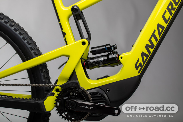 Santa Cruz unveils new carbon Heckler the brand s first e bike