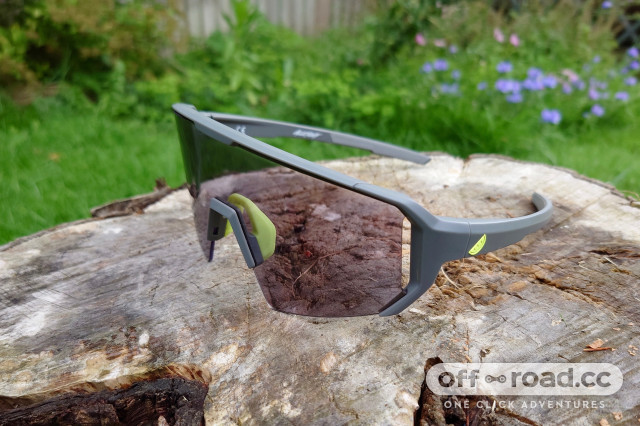 Mountain Biking Sunglasses: Buyer's Guide | Yesglasses