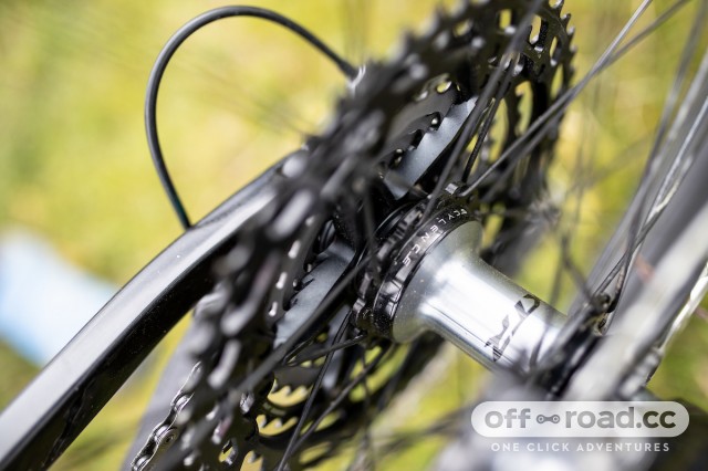 xtr m9100 hub