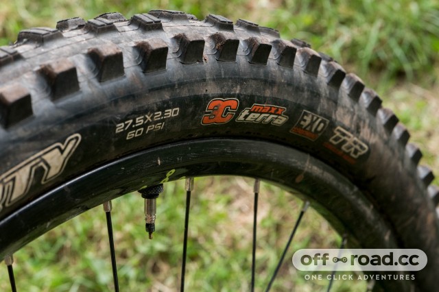 27 inch bike tyres