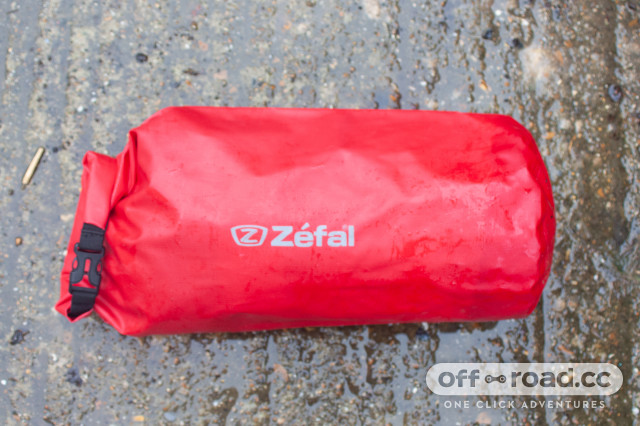 Zefal Z Adventure F10 Saddle Bag CREOLE 10L - 0040 - Havaianas