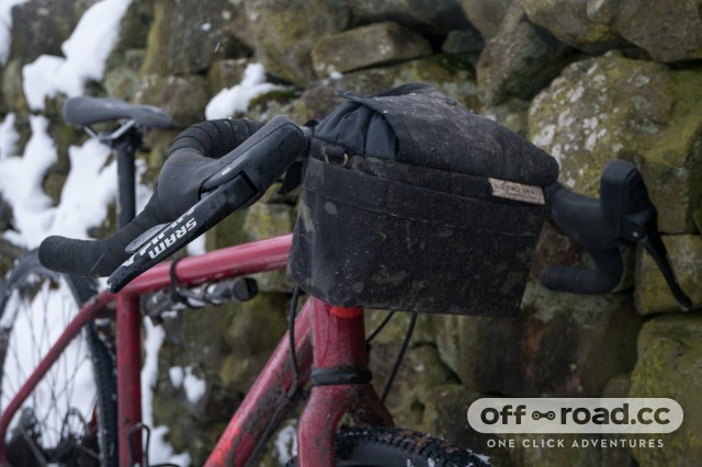 drawcord handlebar bag