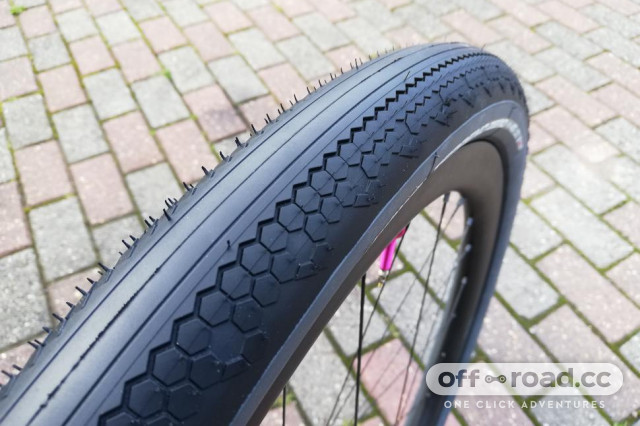 vittoria gravel tyres 700c