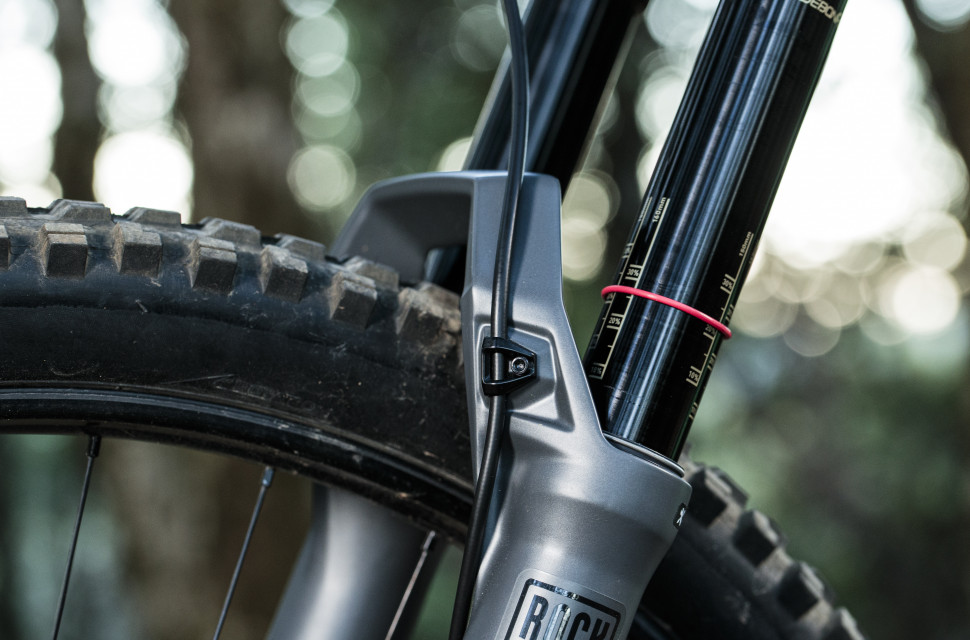 RockShox introduce the ZEB - A chunky, enduro focussed fork | off-road.cc