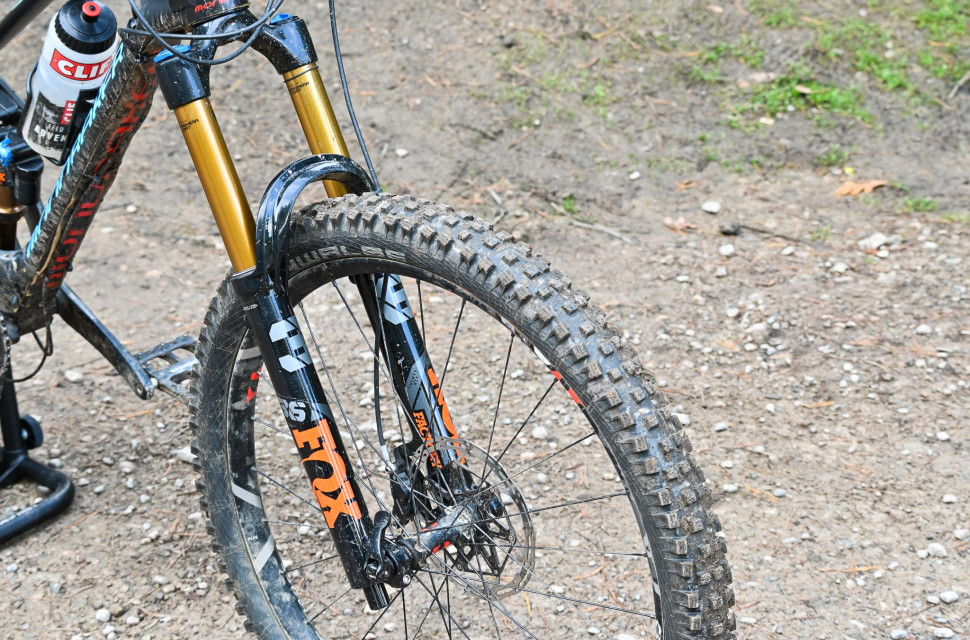 2021 Fox Factory Series 36 Float 27.5 160 GRIP2 fork review off