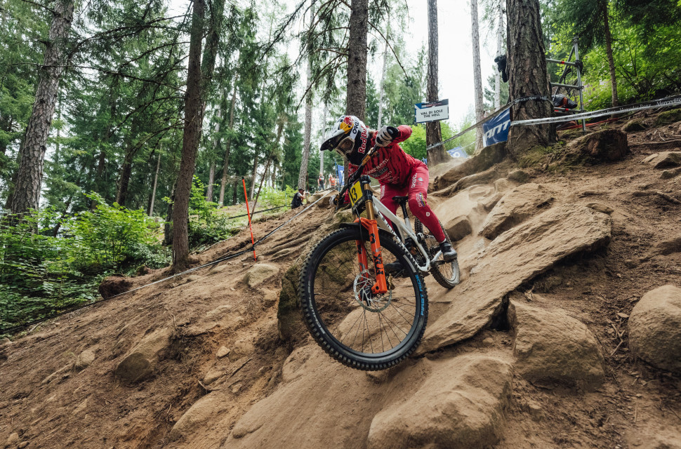 Downhill mountain biking - everything you need to know