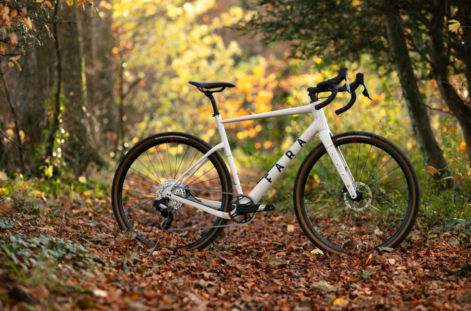 Fara Cycling F Gravel Apex Xplr Axs ´24 Gravel Bike Review 