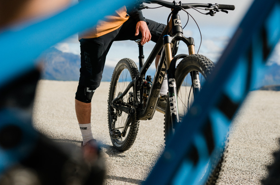 Pivot's Switchblade all-mountain bike gets a boost in versatility