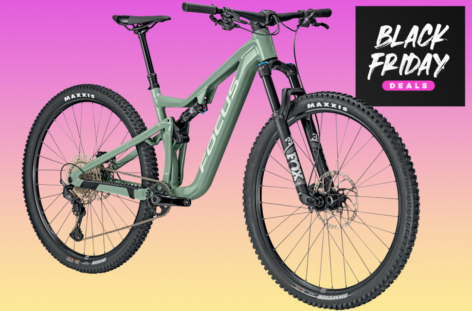 Crack pot het winkelcentrum Omhoog Black Friday mountain bike deals: 35% off Focus Thron 6.9 | off-road.cc