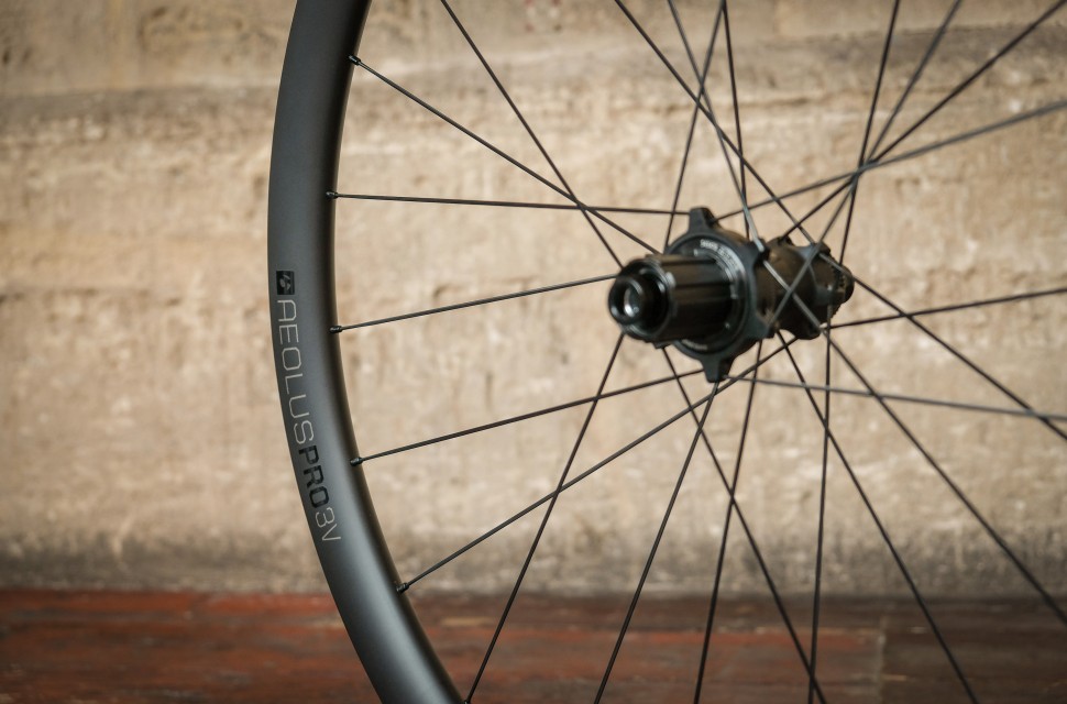 bontrager carbon gravel wheels