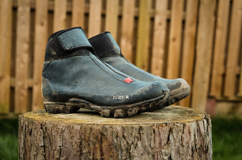waterproof mountain biking shoes