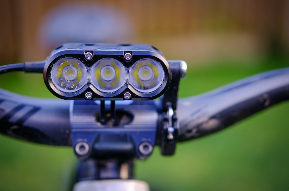 XSV front light review | off-road.cc