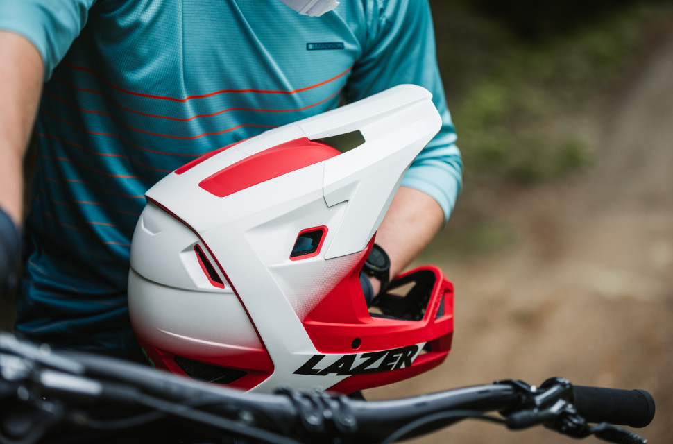 Lazer releases Chase KinetiCore downhill helmet off road.cc