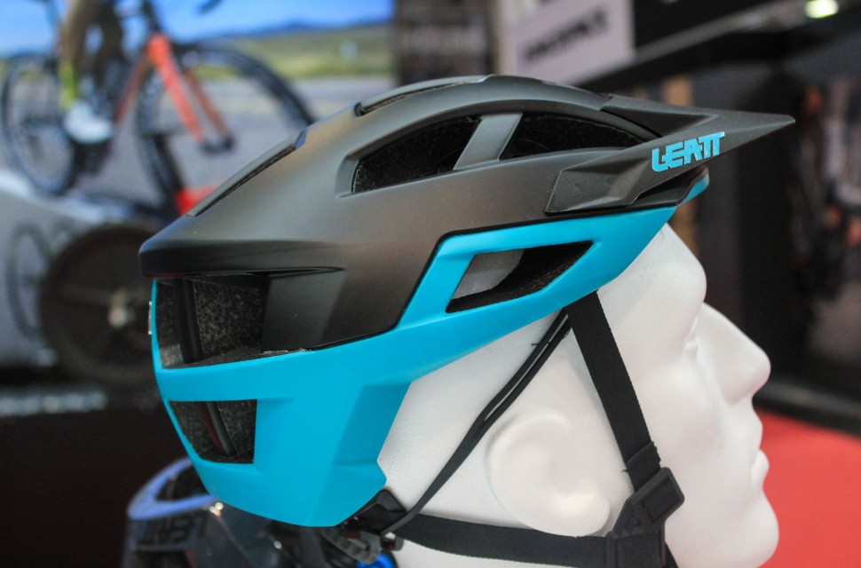 leatt 2.0 helmet