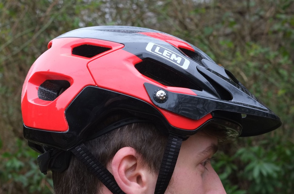 Lem flow best sale mountain bike helmet