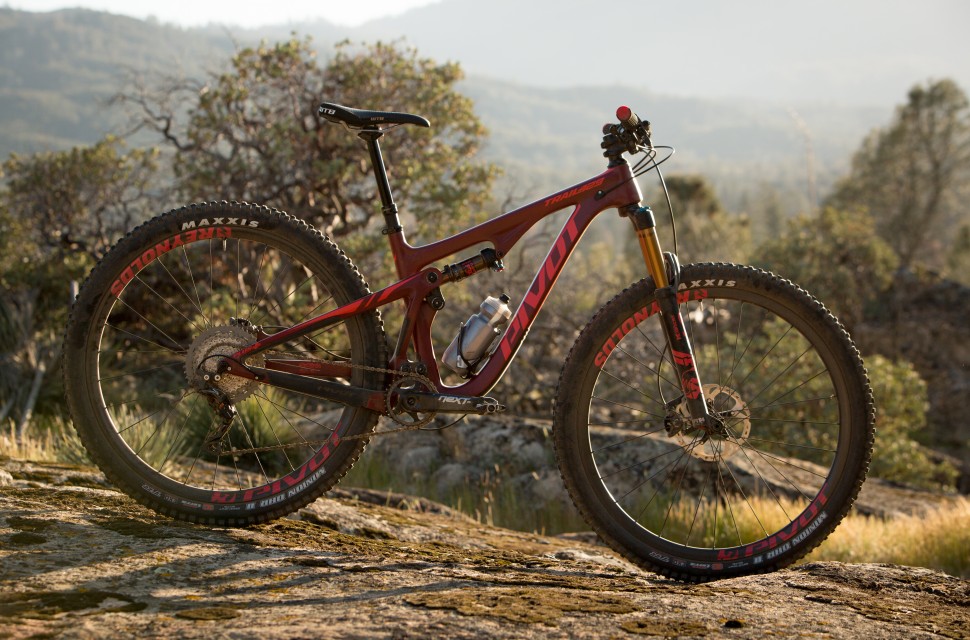 Pivot introduce the new Trail 429 short travel 29er or 27.5" plus