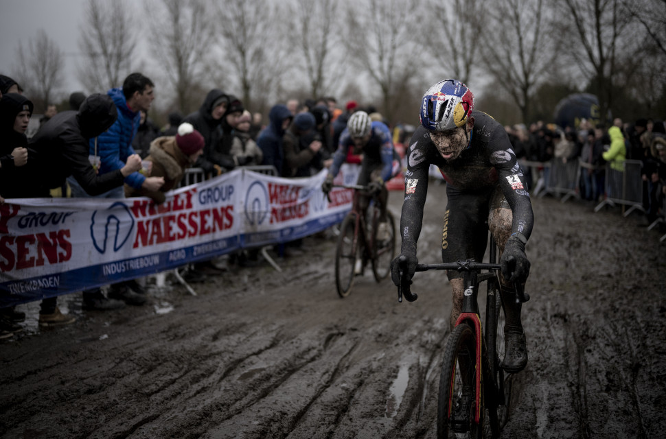 What is clearance cyclocross