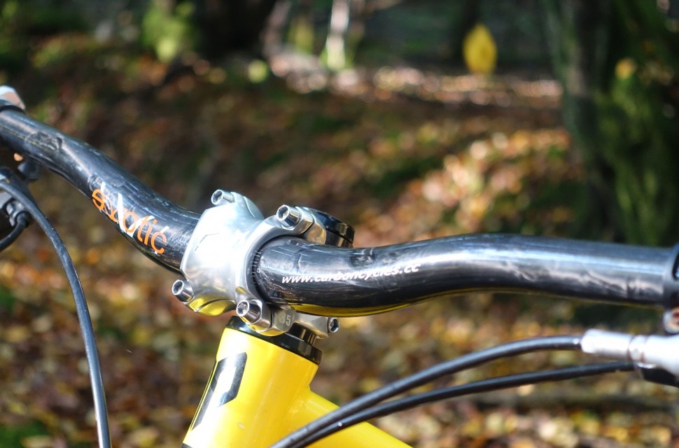 wide riser handlebars