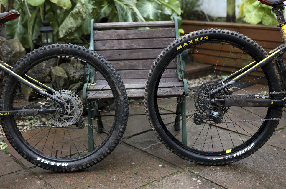 Oraal Trots Indringing Should I turn my 29er into a mullet bike? – Five pros and cons of bunging a  little wheel into your 29er | off-road.cc