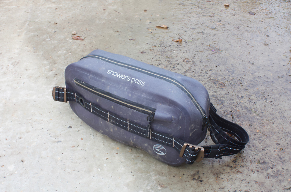 Waterproof hip online bag