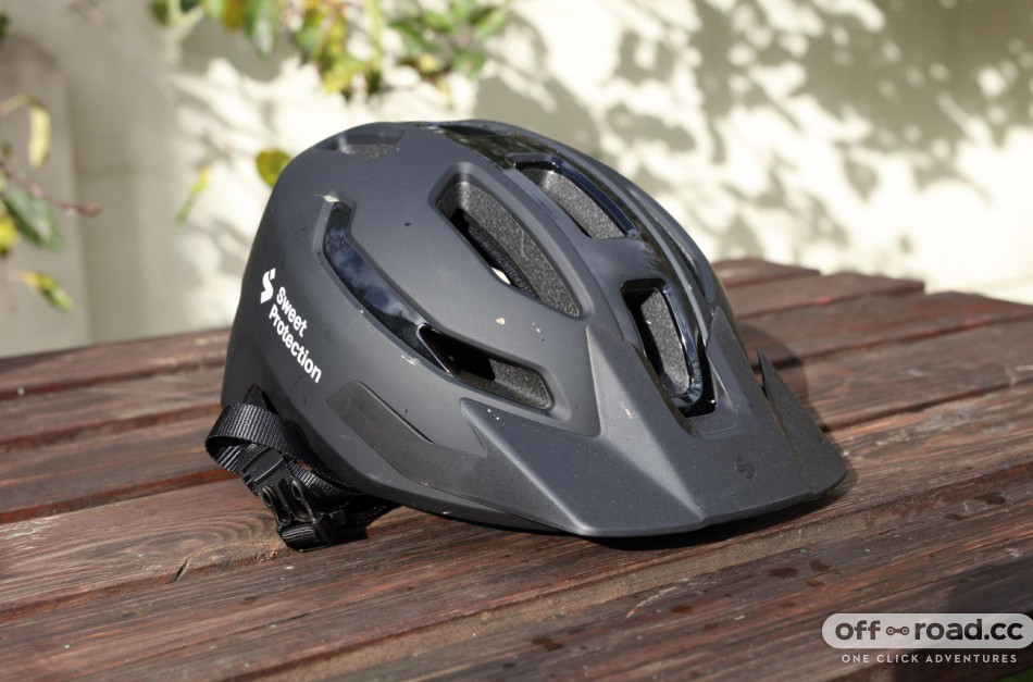 raleigh glyde urban cycle helmet