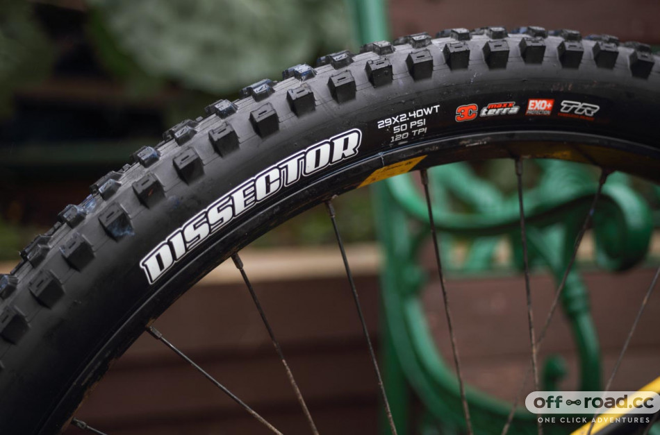 maxxis dissector front tire