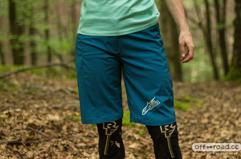 alpinestars bike shorts