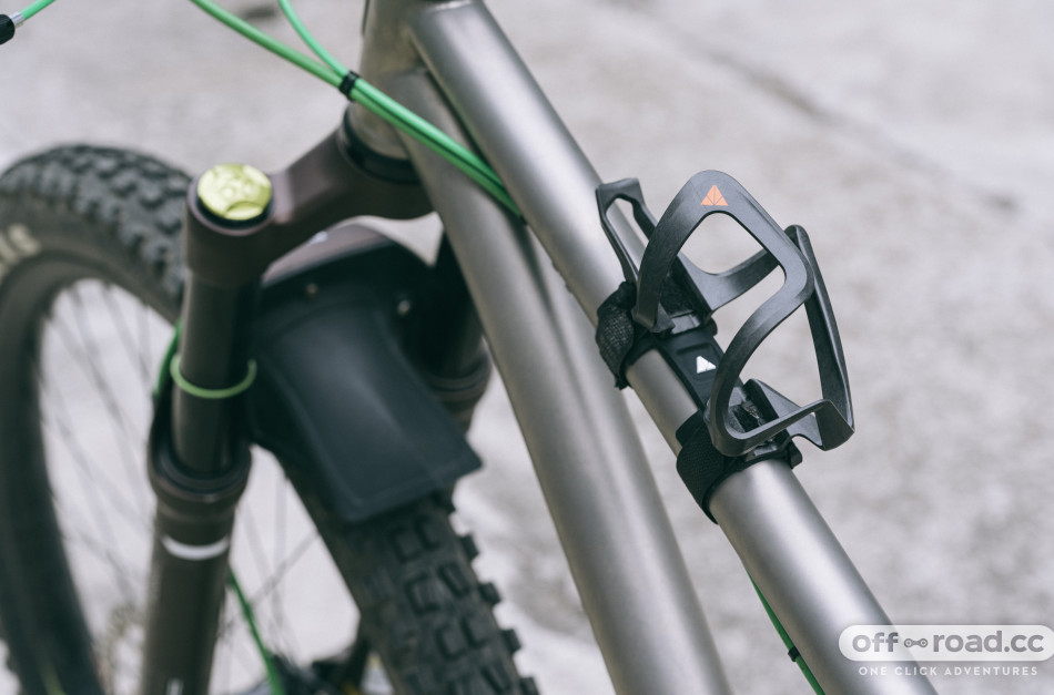 Mtb cage best sale