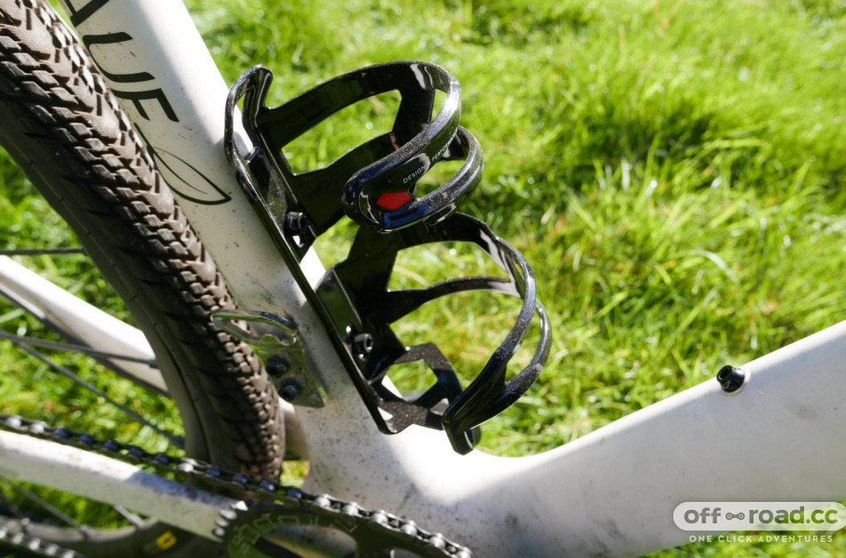 elite carbon cage