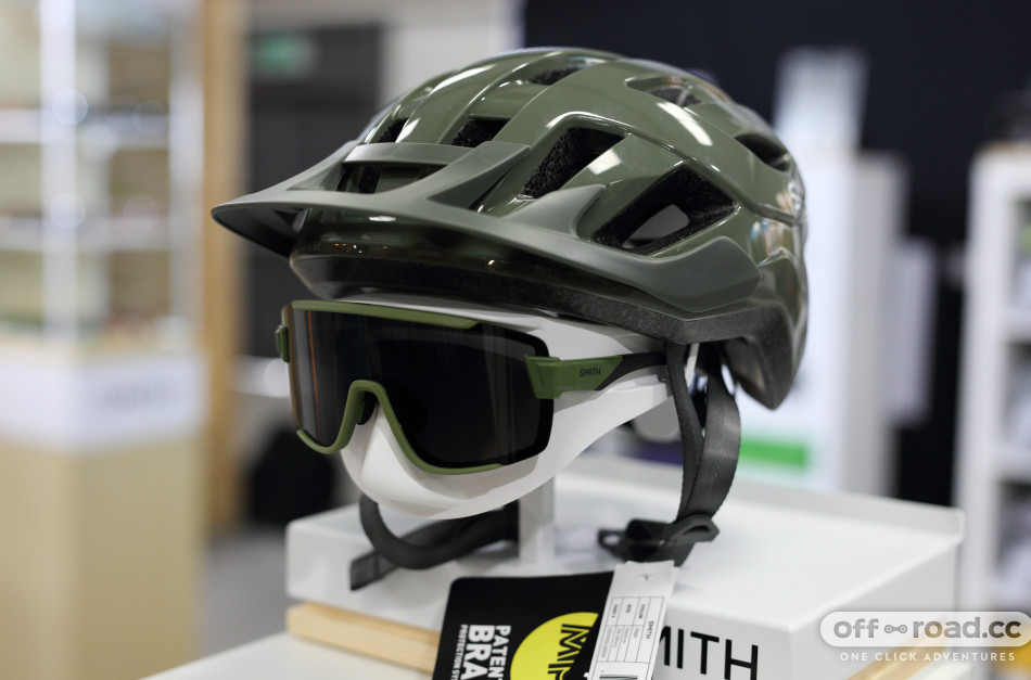 smith convoy mips mtb helmet